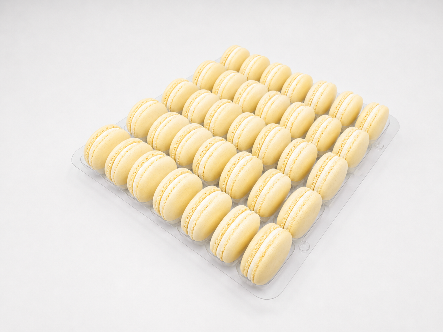 Cream Tonka Bean Flavour Gluten-Free Macaroon