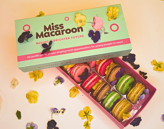 Miss Macaroon Mother's Day Flower Gift Box