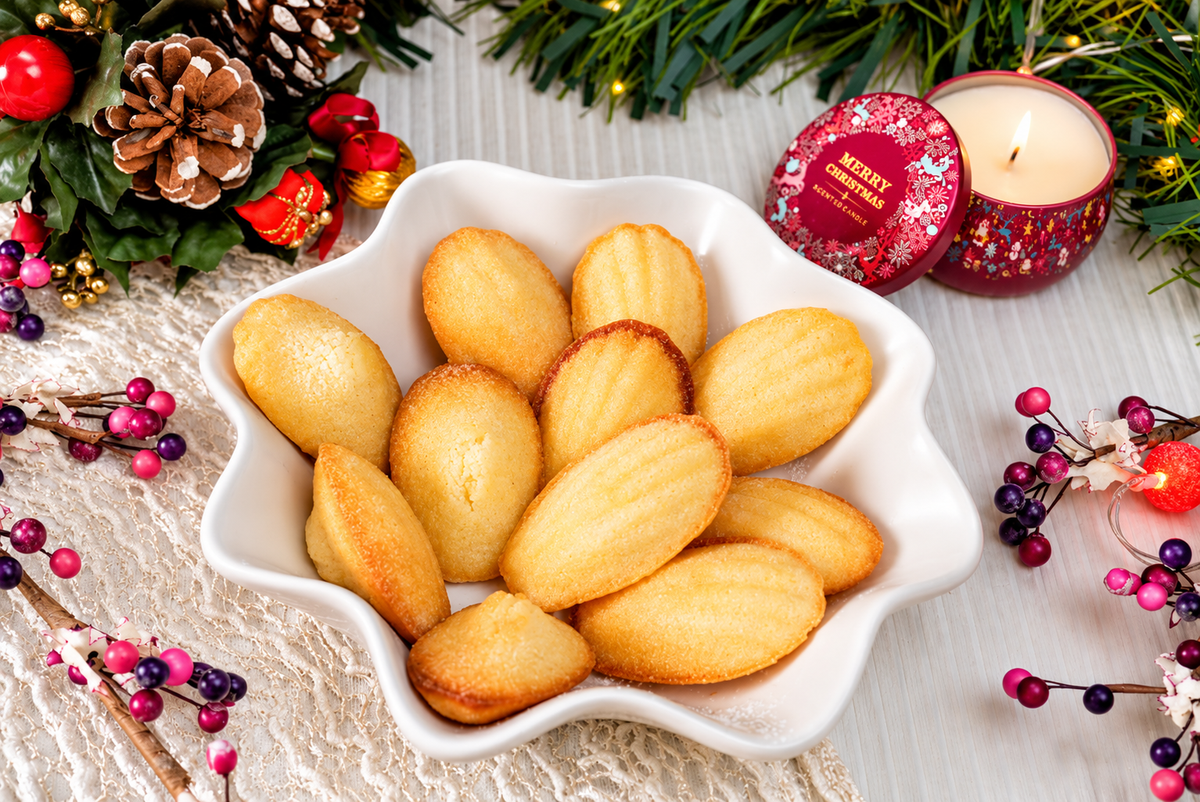 Christmas Choose Your Own Madeleine Box — Box of 15