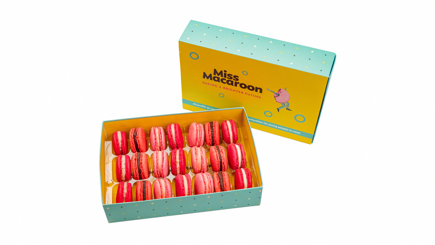 Berry Collection Macaroons Gift Box