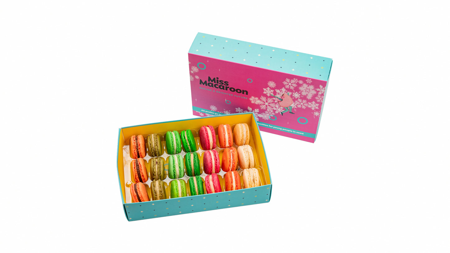Christmas Macaroon Gift Box