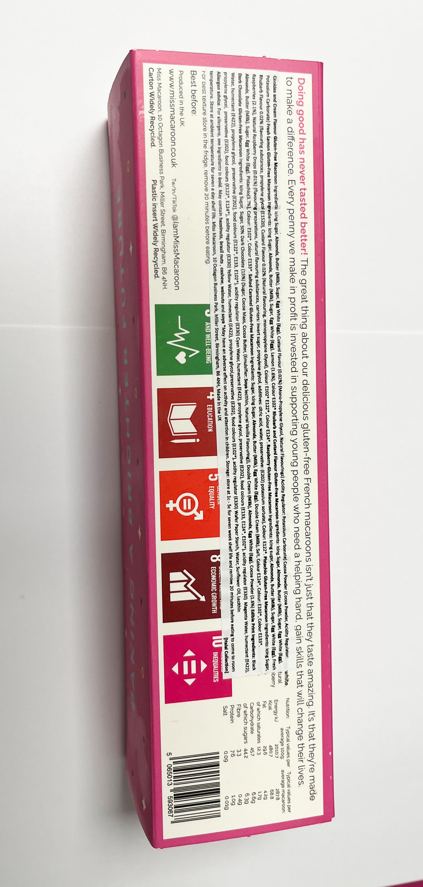 Eid Mubarak Macaroon Gift Box